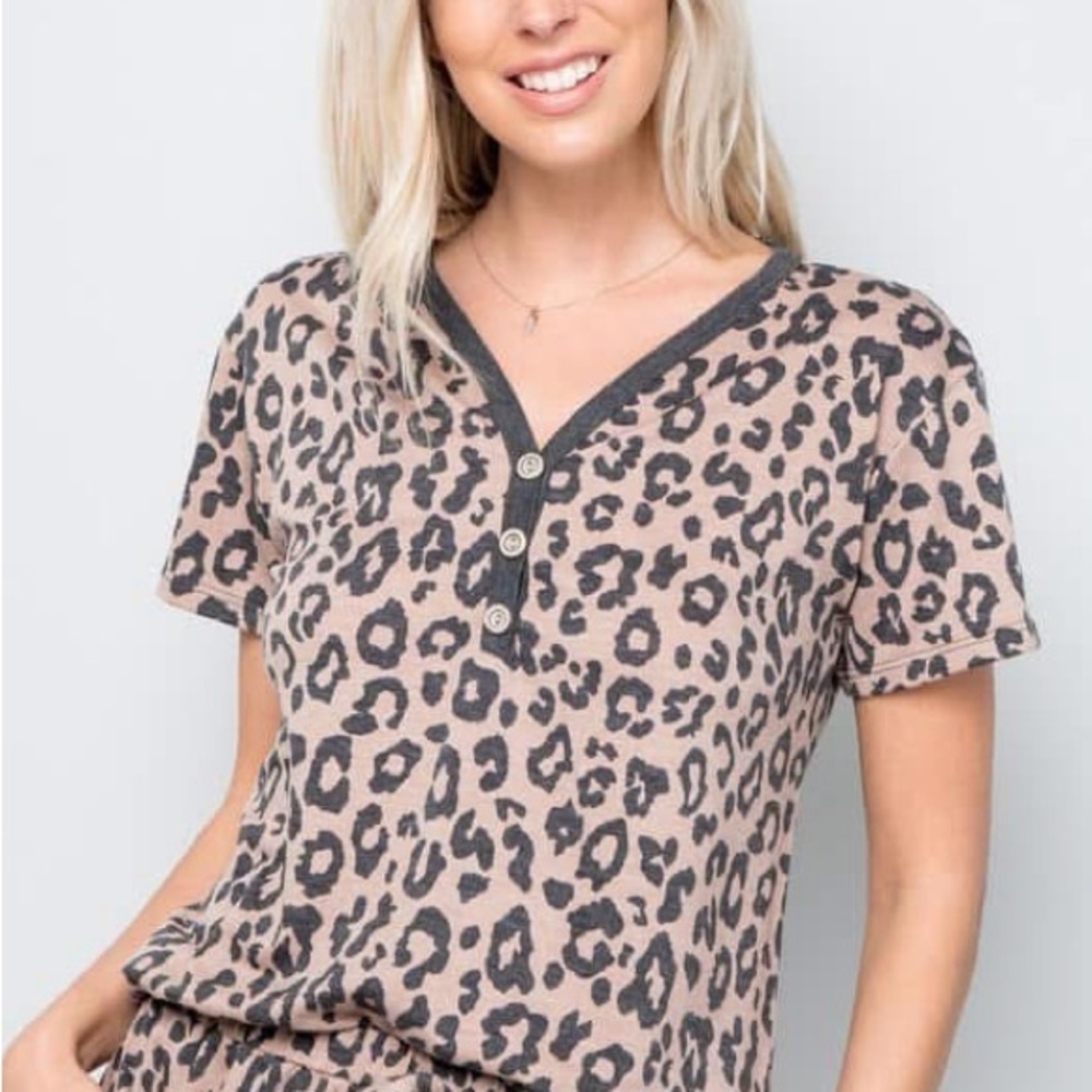 Leopard Print V-Neck Women's Top
